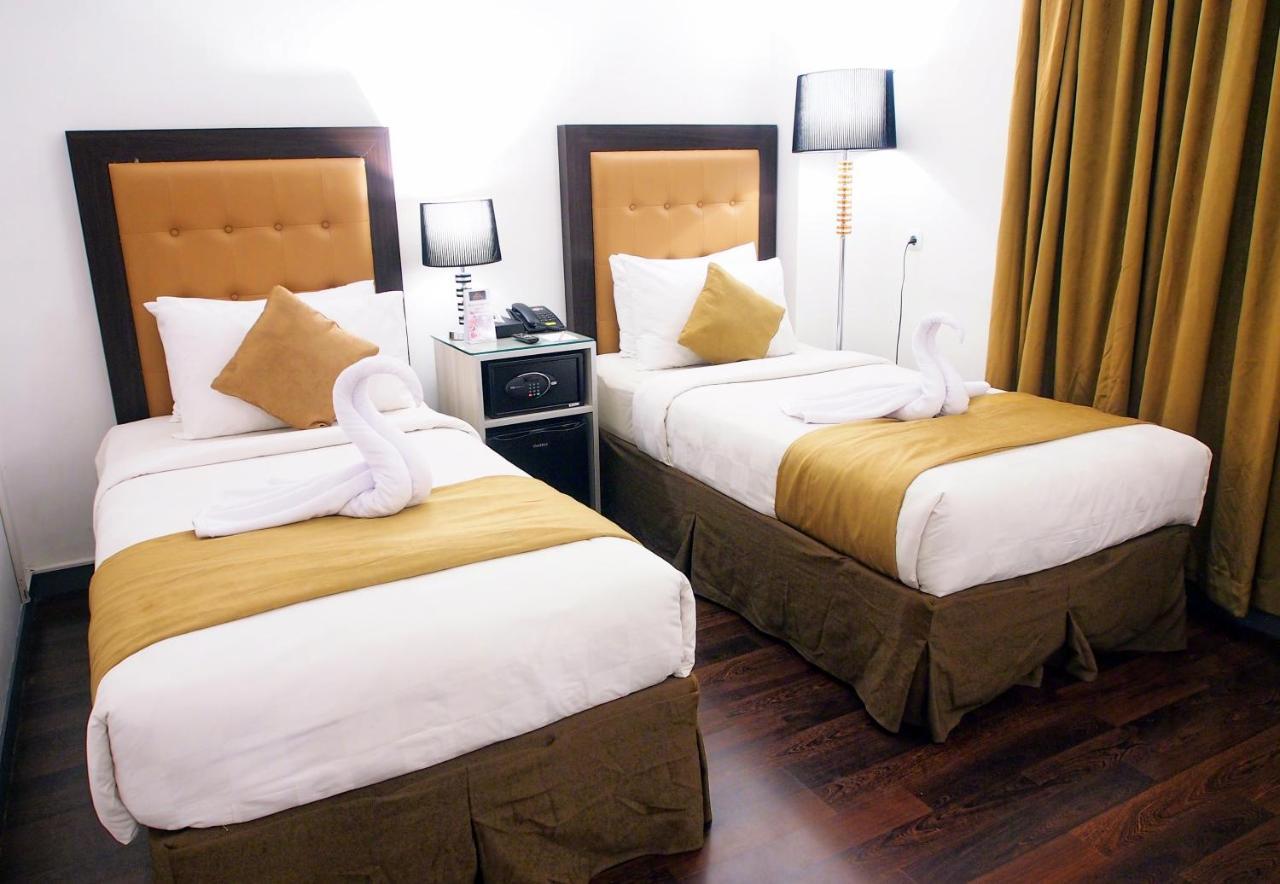 Maven Fatmawati Hotel Jakarta Exteriör bild
