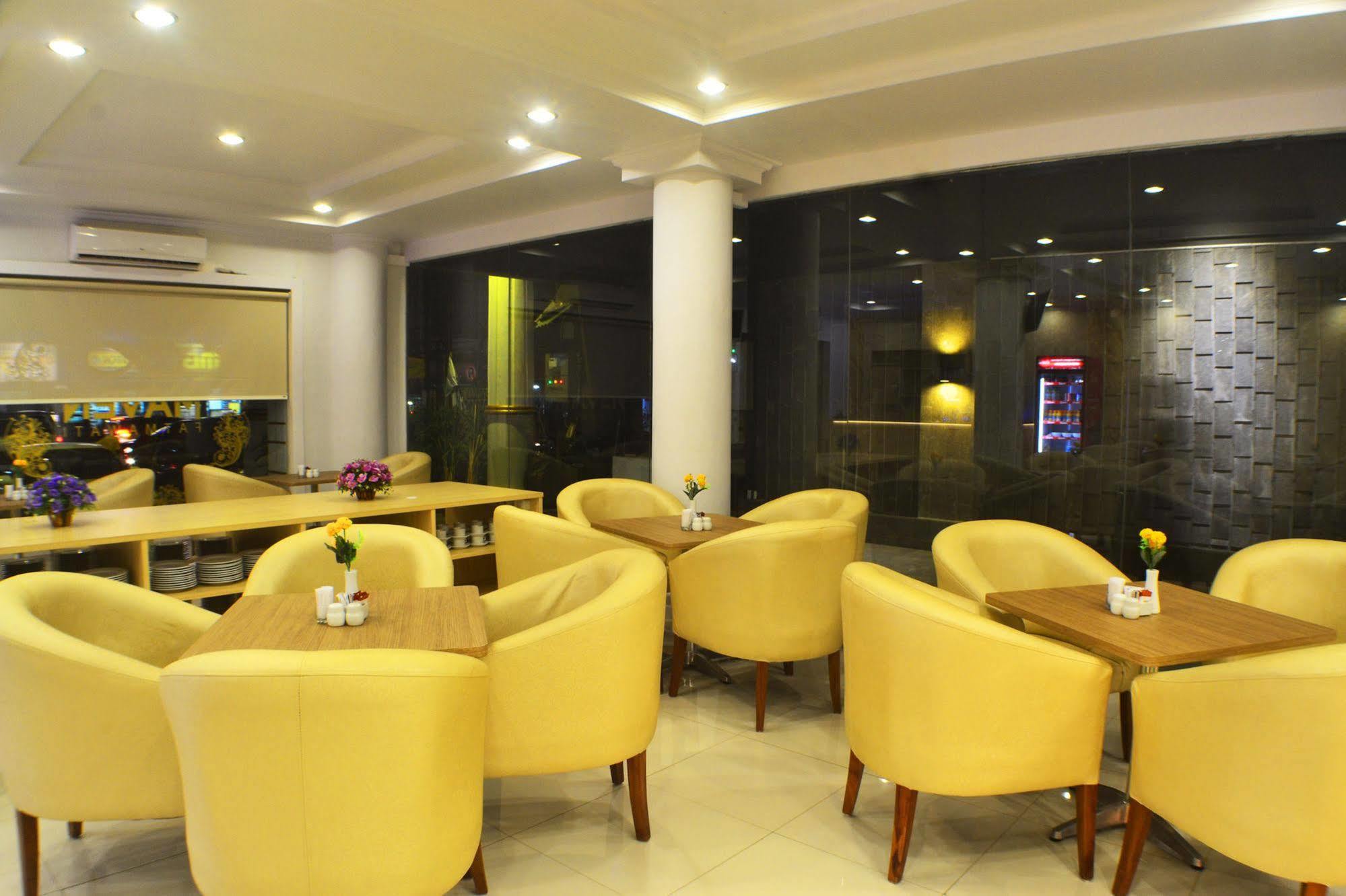 Maven Fatmawati Hotel Jakarta Exteriör bild